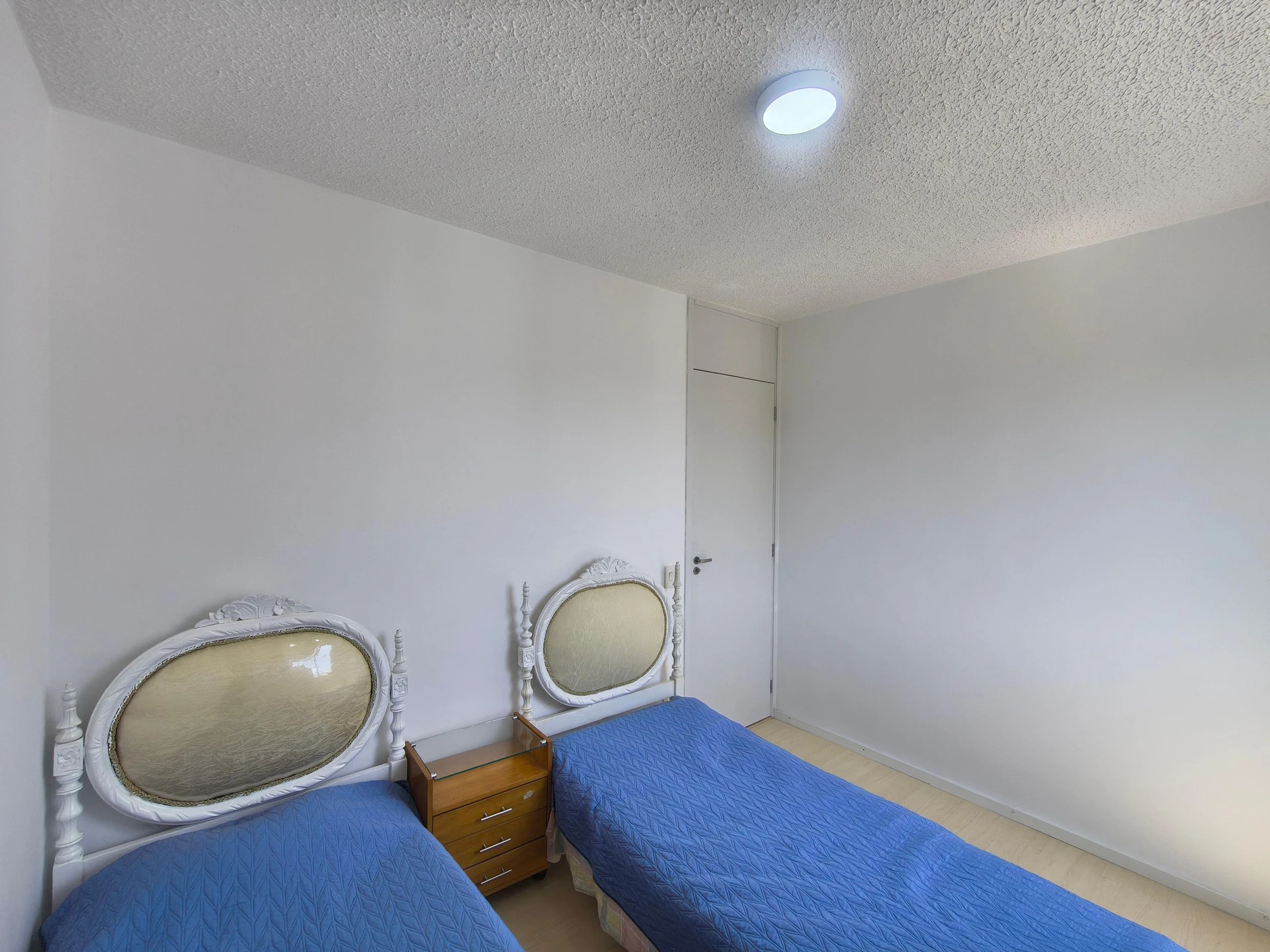 Mountain view in a 2-bedroom apartment, 50 m² — photo 22