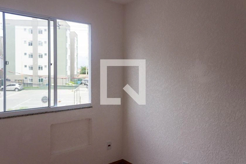Apartamento de 2 quartos com piso de madeira ou laminado — photo 41