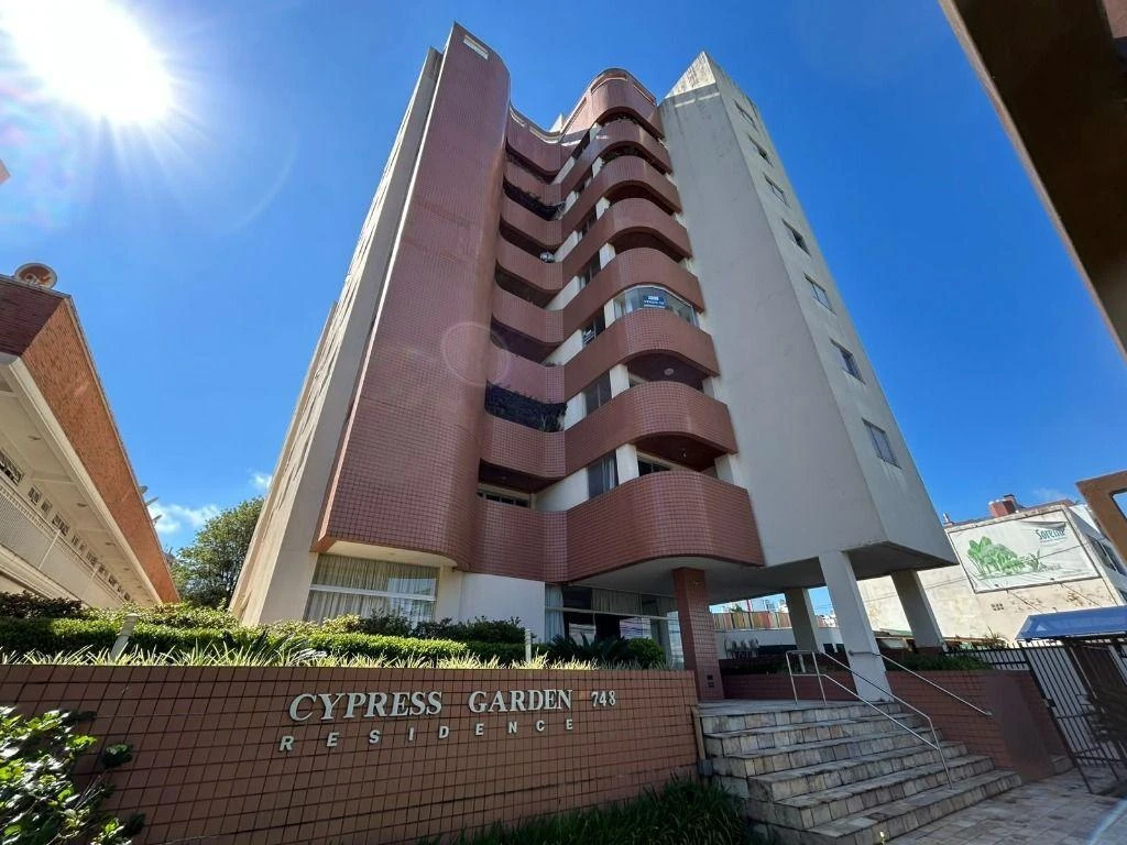 3-bedroom apartment with a home office in Curitiba — photo 14