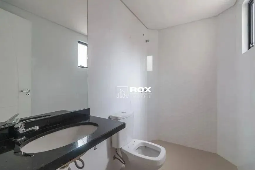 House with 4 en-suite bedrooms, 6 baths and 145 m² — photo 14