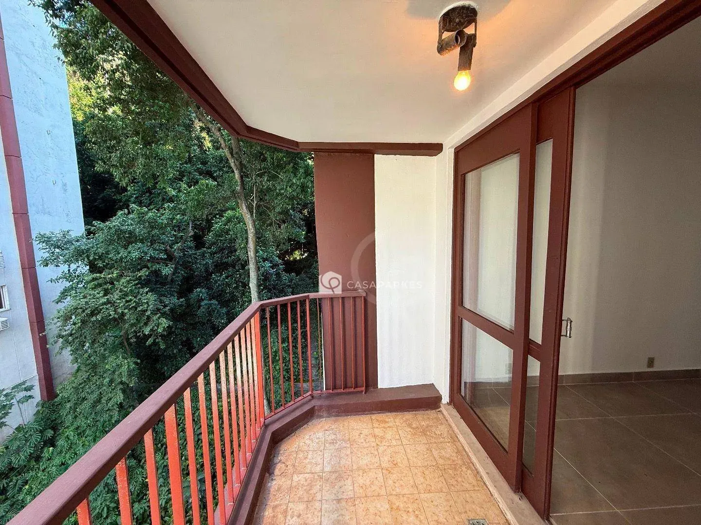 Apartment on the 4th floor with a mountain view — photo 4