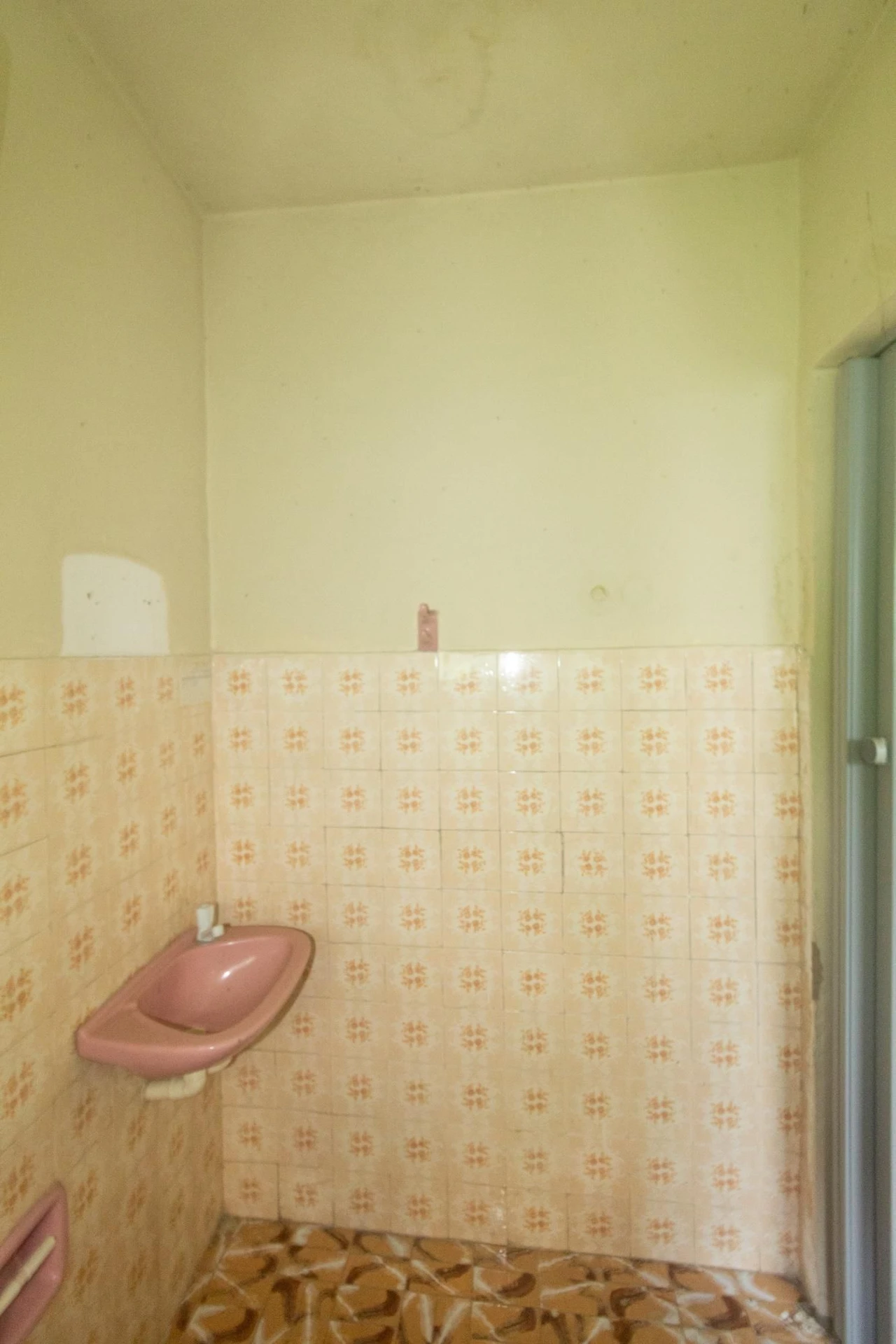 Unfurnished house with 2 bedrooms and 1 parking spot — photo 23