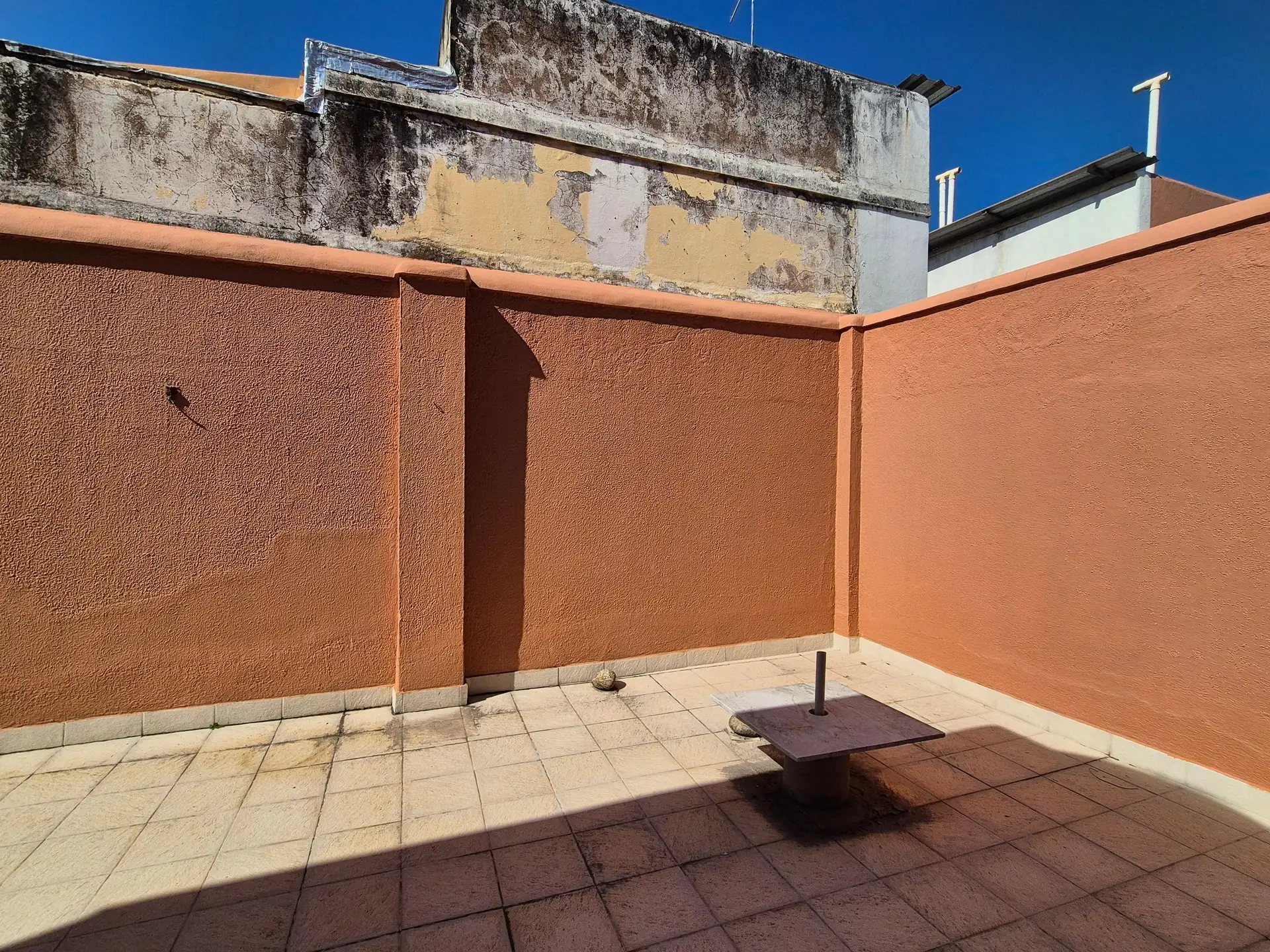 Rental apartment with 2 bedrooms and a balcony — photo 41