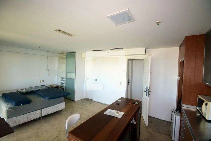 Estudio amueblado con 1 dormitorio, balcón y 40 m² — photo 4