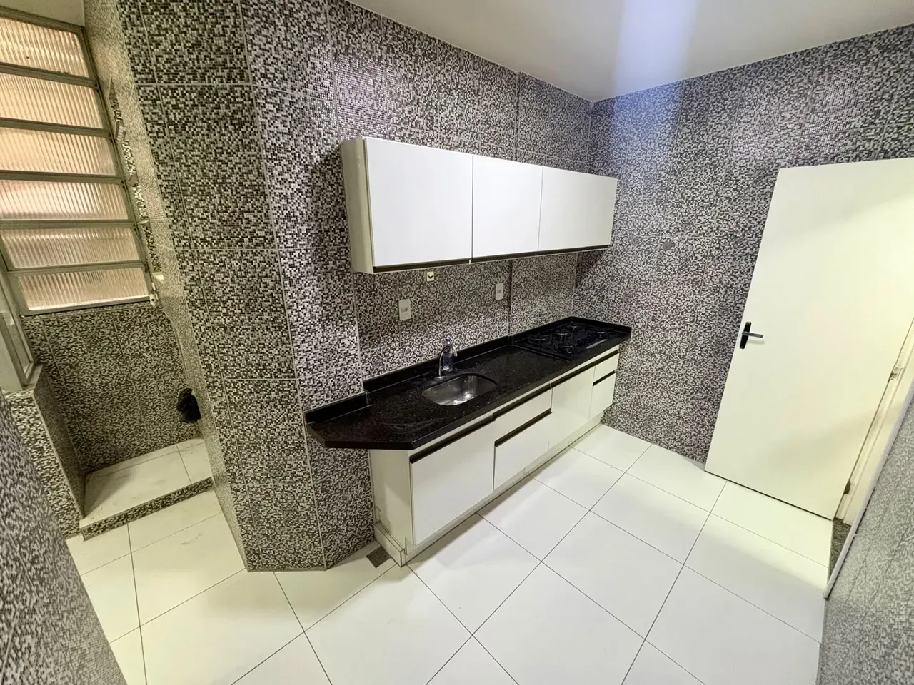 3-bedroom apartment, 2 with their own bathrooms, 100 m² — photo 2