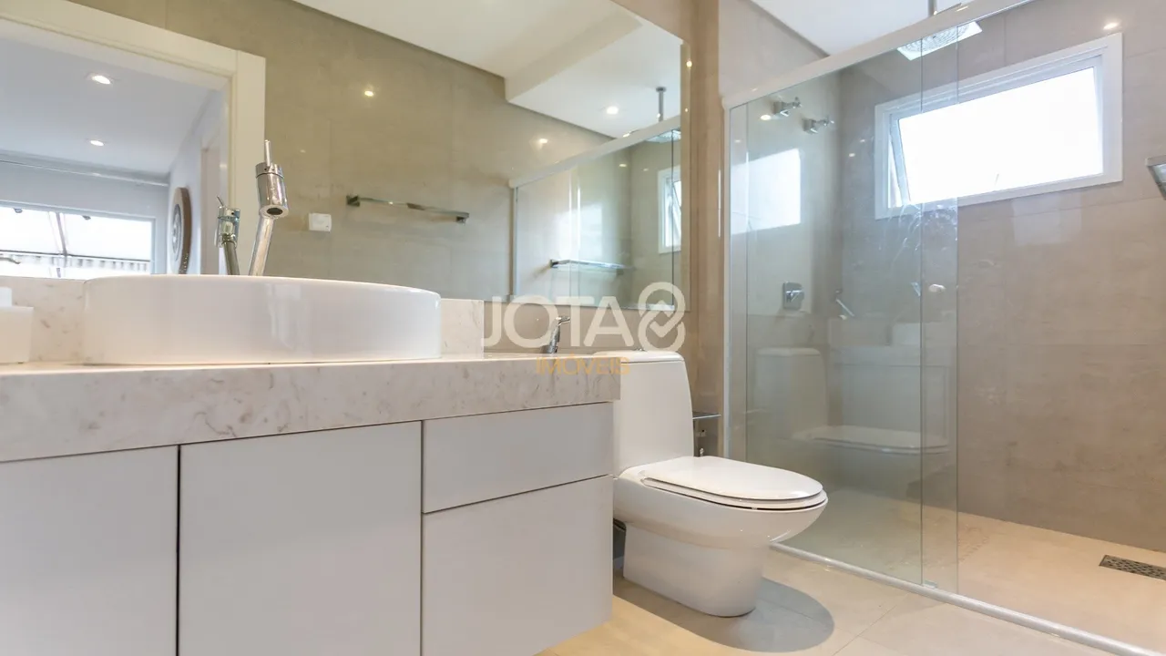 Casa de 308 m² com 3 quartos e 6 vagas — photo 18