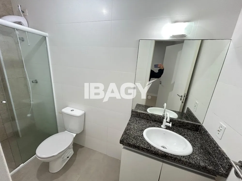 67 m² apartment with 2 bedrooms and 1 en-suite — photo 12