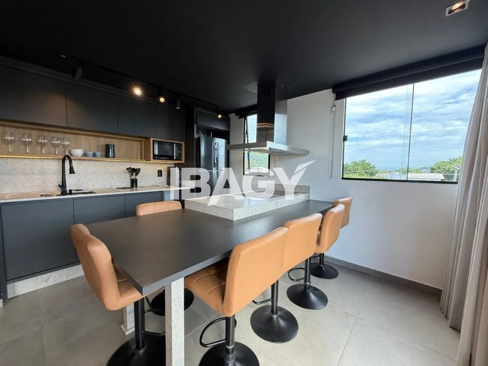 Furnished apartment, 56 m², with a water view