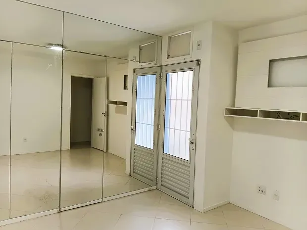 Casa sem vaga, 3 quartos e 3 banheiros reformada — photo 20