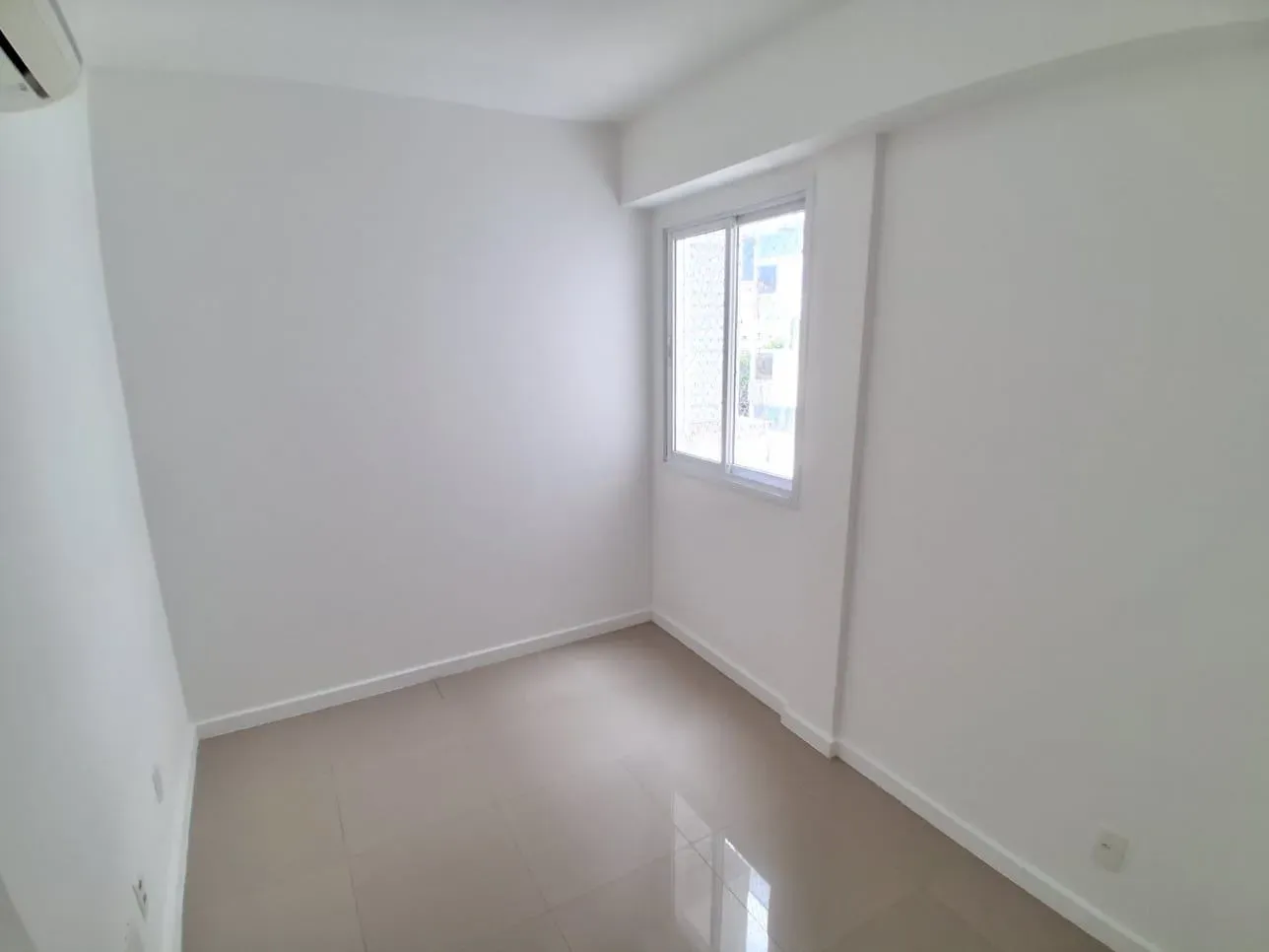 107 m² apartment with 4 bedrooms and 2 parking spaces — photo 15