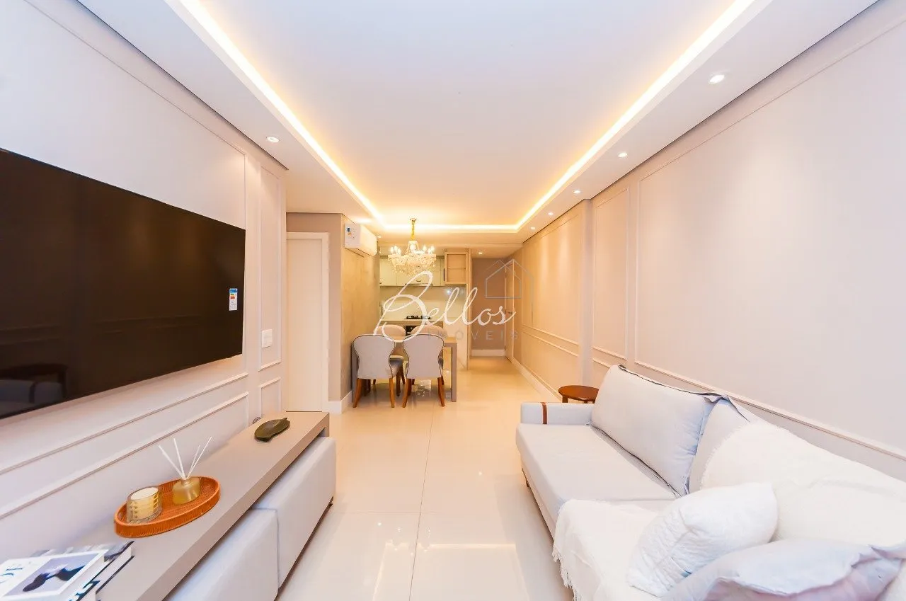 2-bedroom apartment with en-suite baths and open kitchen — photo 2