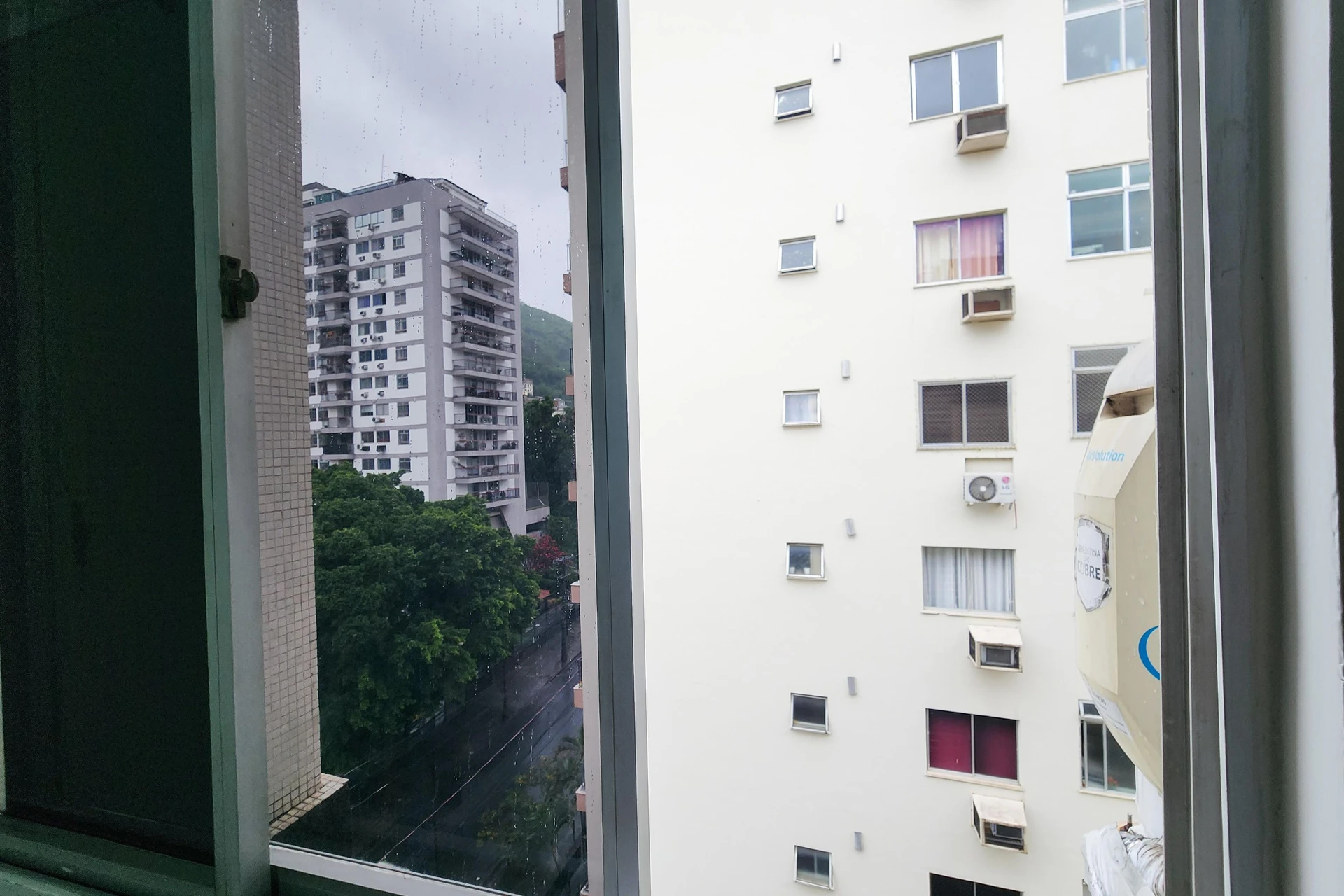 Furnished apartment, 58 m², with a mountain view — photo 23