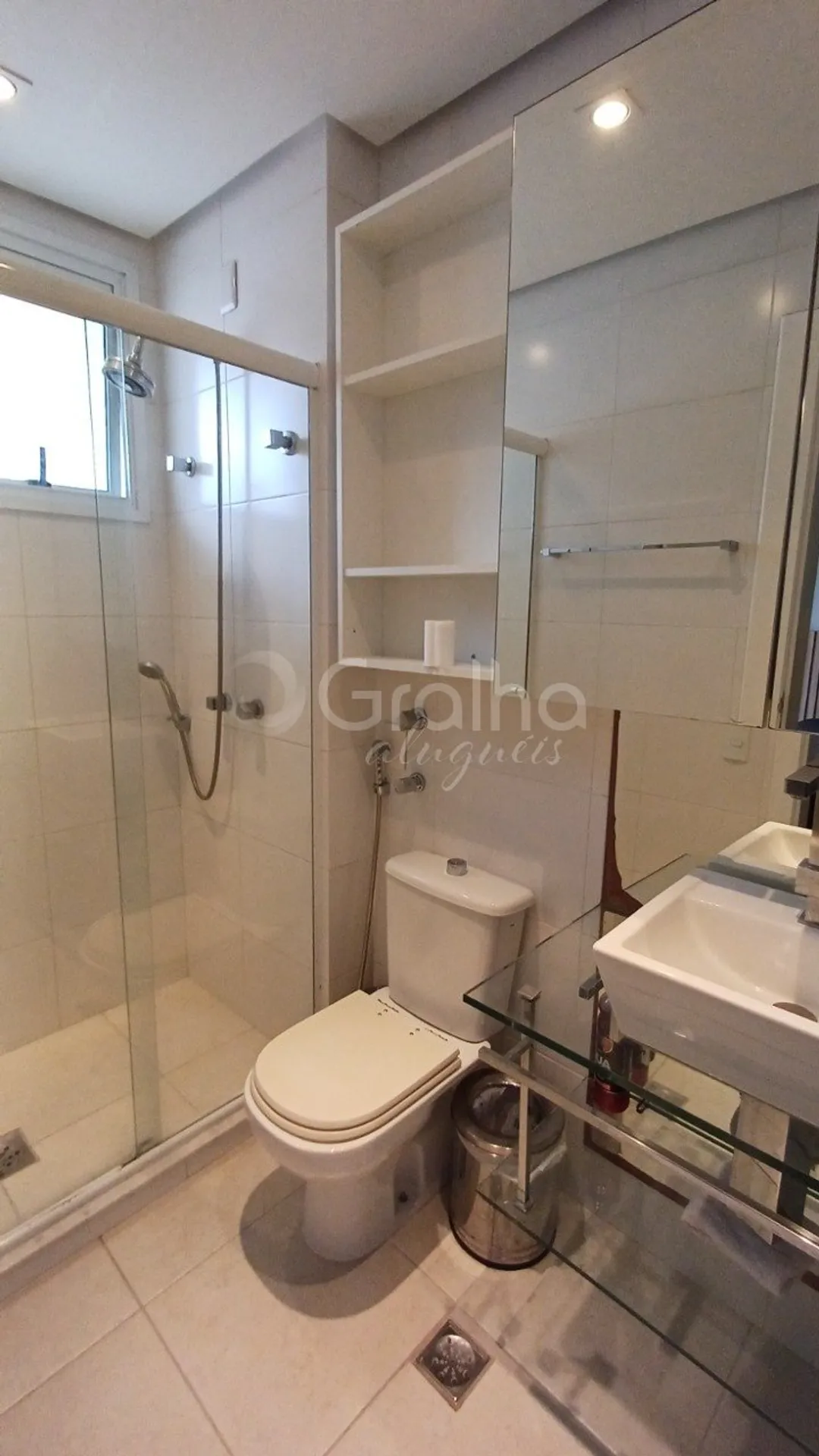 Furnished apartment, 160 m², with a washing machine — photo 19