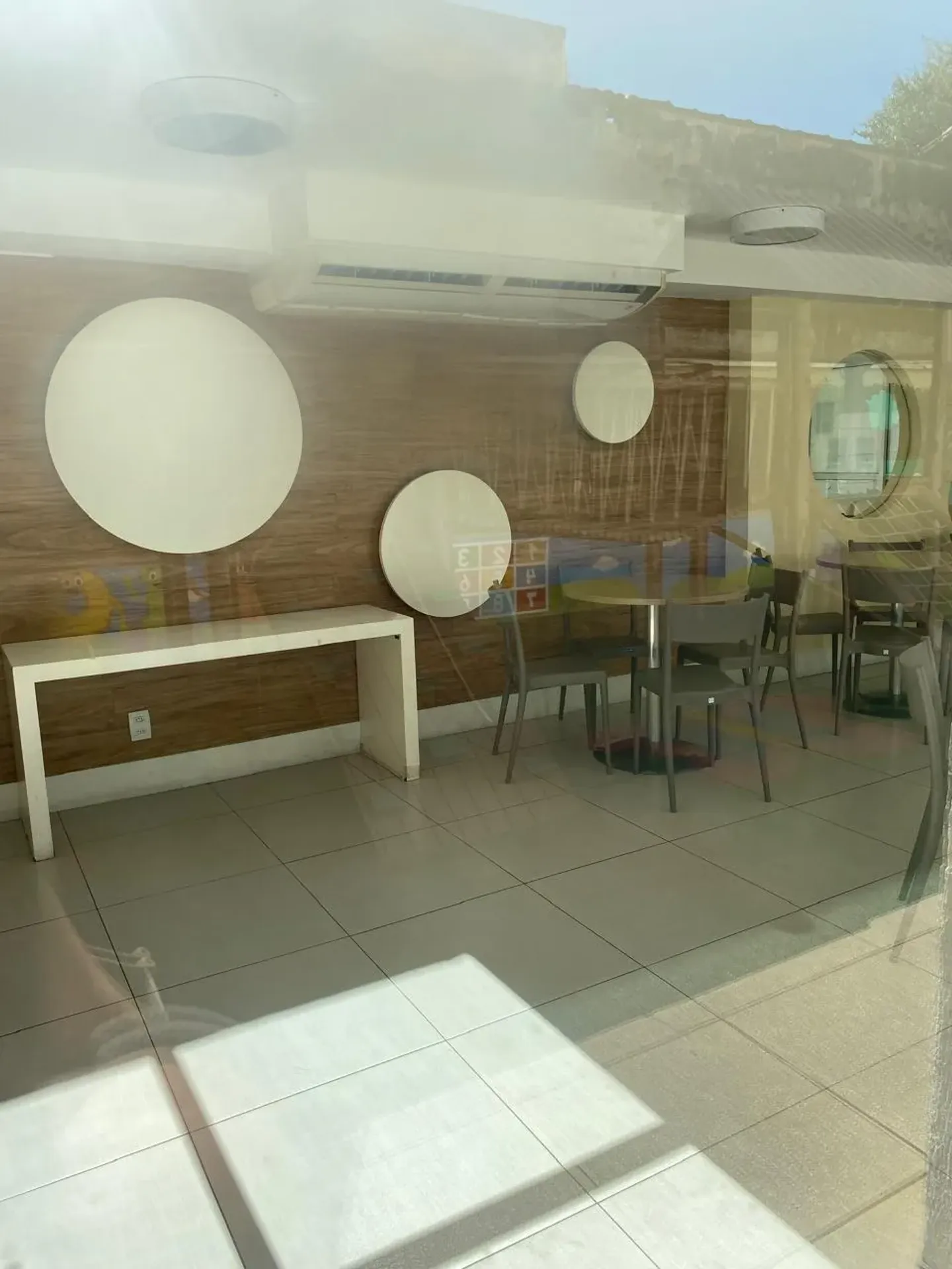 Apartment with 2 bedrooms and private garden — photo 22
