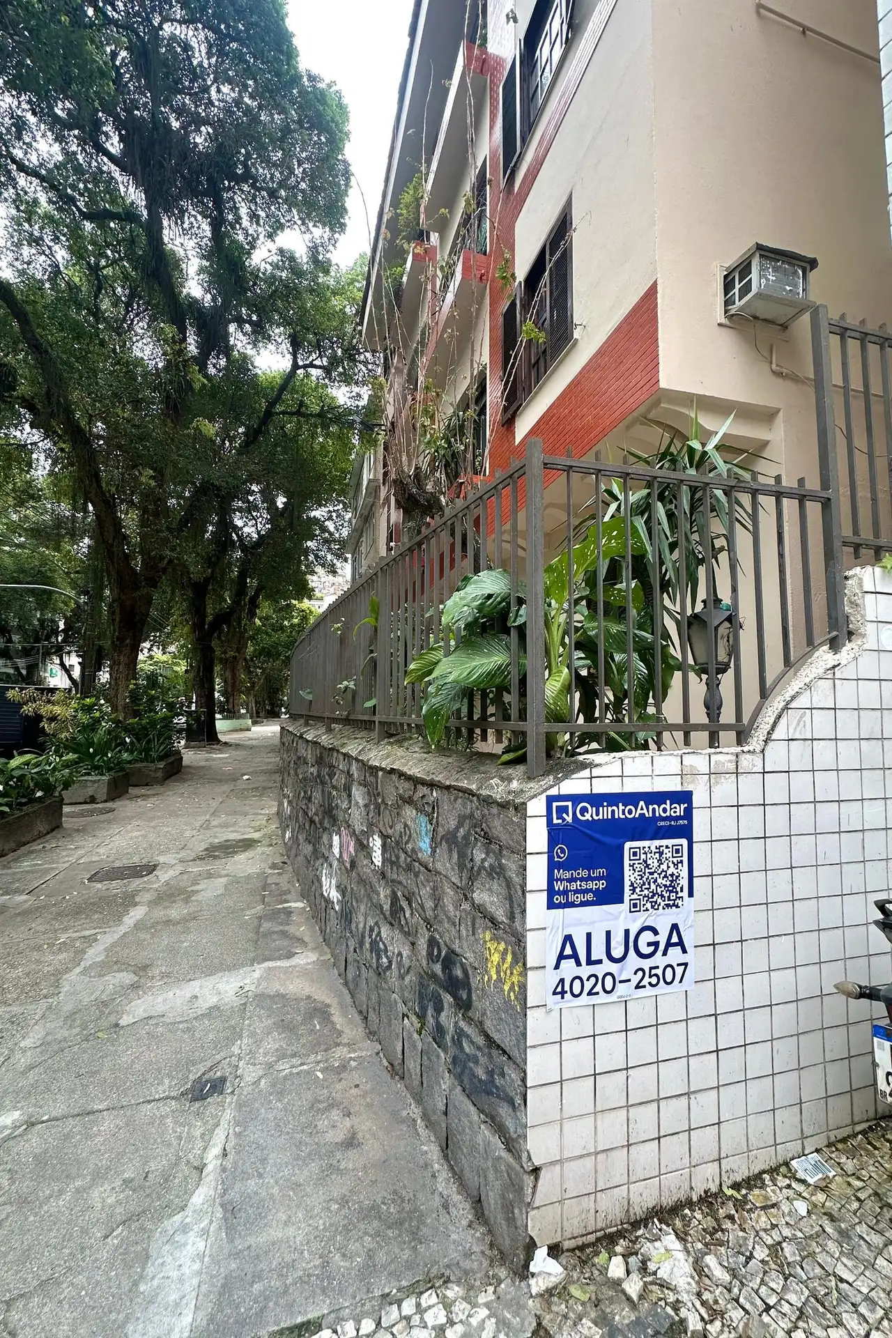 2-bedroom apartment with a mountain view in Rio de Janeiro — photo 3