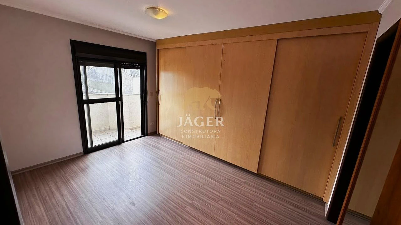 3-bedroom house with a home office — photo 3