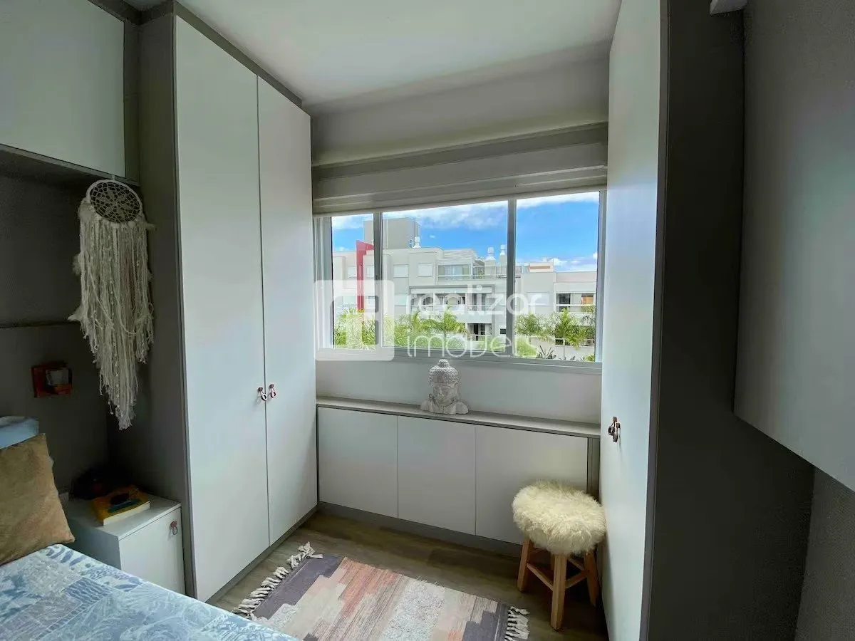 Furnished 2-bedroom apartment with private garden — photo 28