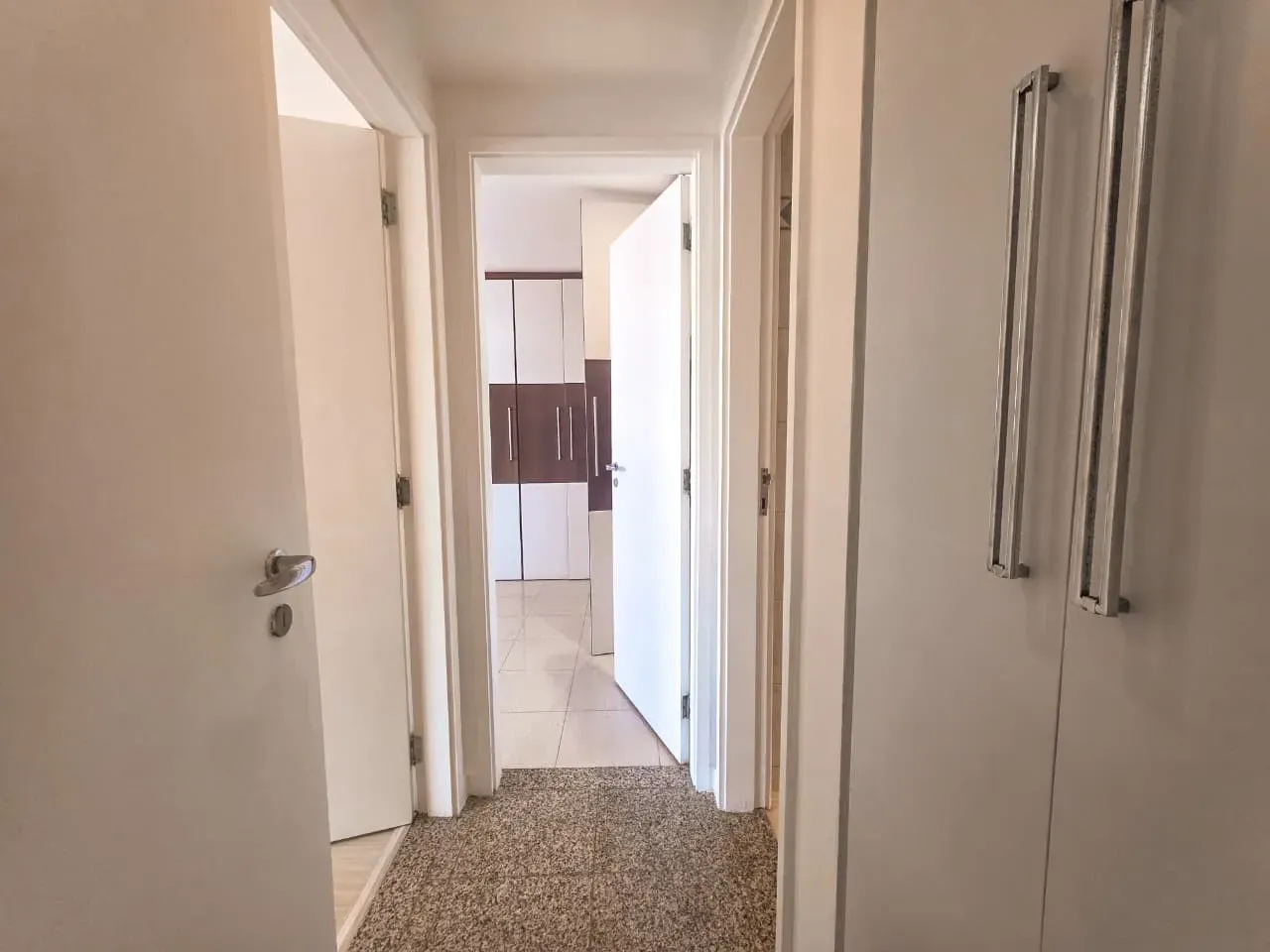 Home office in a 3-bedroom apartment, 107 m² — photo 13