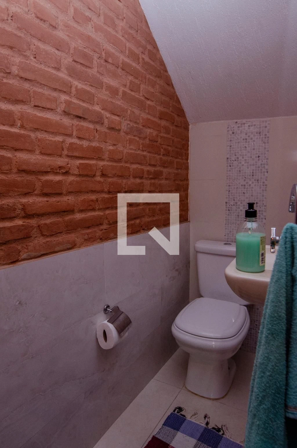 Casa mobiliada com 4 dormitórios e área de lavanderia — photo 62