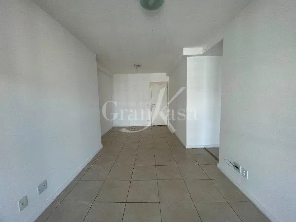 Apartment with 2 bedrooms, 1 bath, and a balcony — photo 7