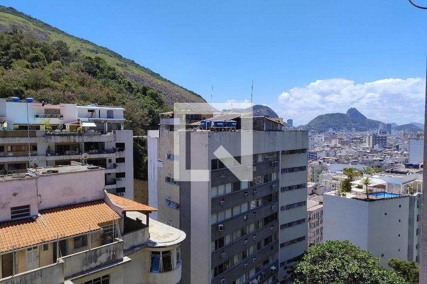 Rental apartment with 100 m², 3 bedrooms and 3 baths — photo 43
