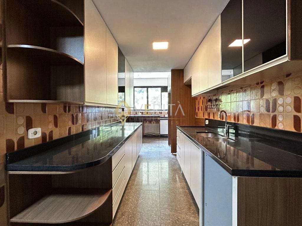 4-bedroom apartment with 4 en-suite baths and 380 m² — photo 25