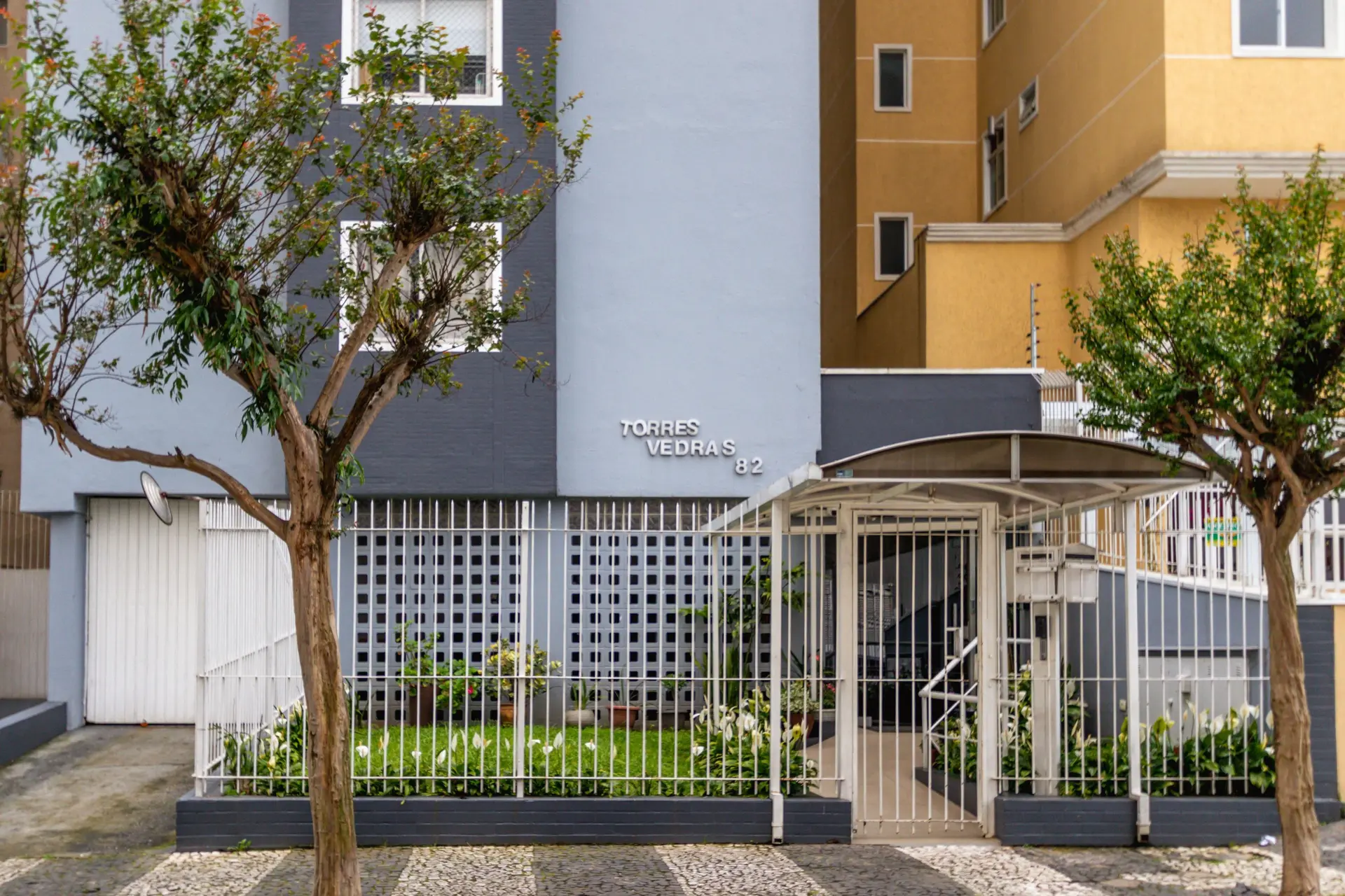 Washing machine in a 2-bedroom apartment, 70 m² — photo 32