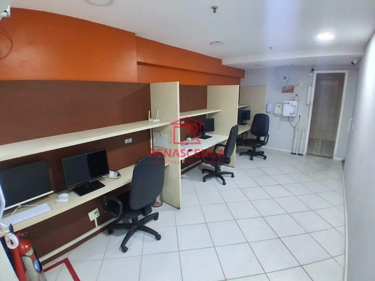 Apartamento amueblado de 1 dormitorio con zona de lavado — photo 6