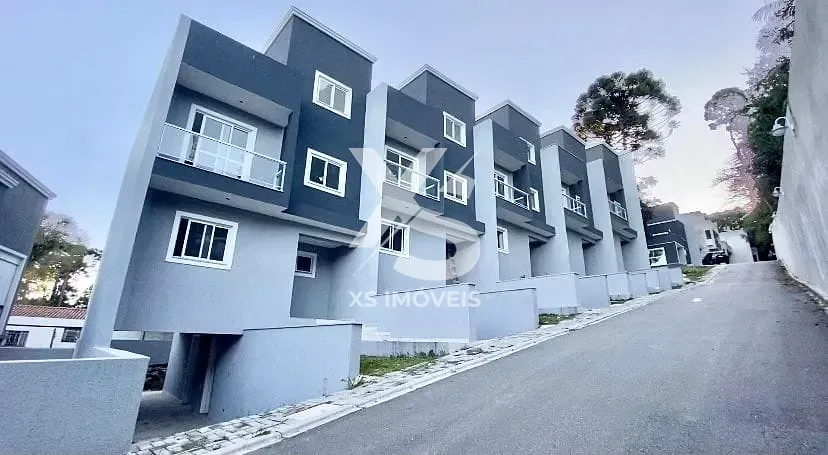 Sobrado com 3 quartos e 4 banheiros para locação — photo 2