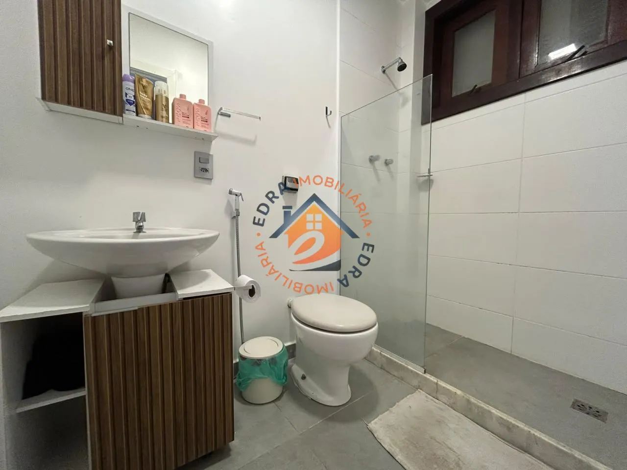 Будинок із 3 спальнями та заскленим балконом — photo 13