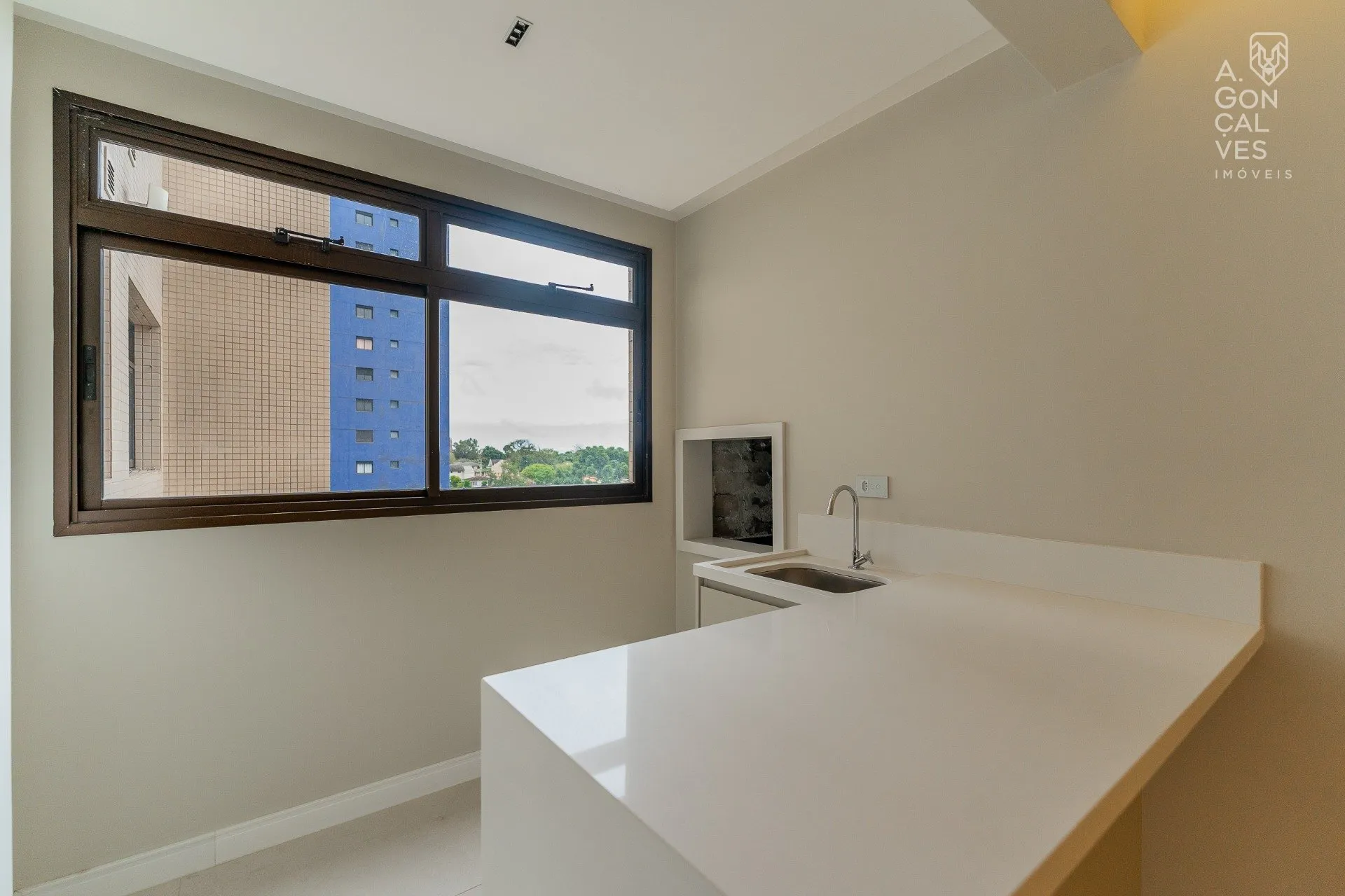 Apartment, 161 m², with floor-to-ceiling windows — photo 21