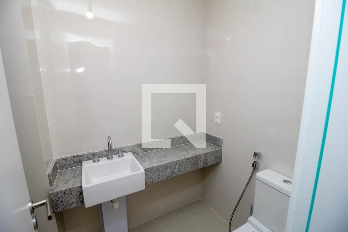 Unfurnished apartment with 2 bedrooms, 1 en-suite — photo 52