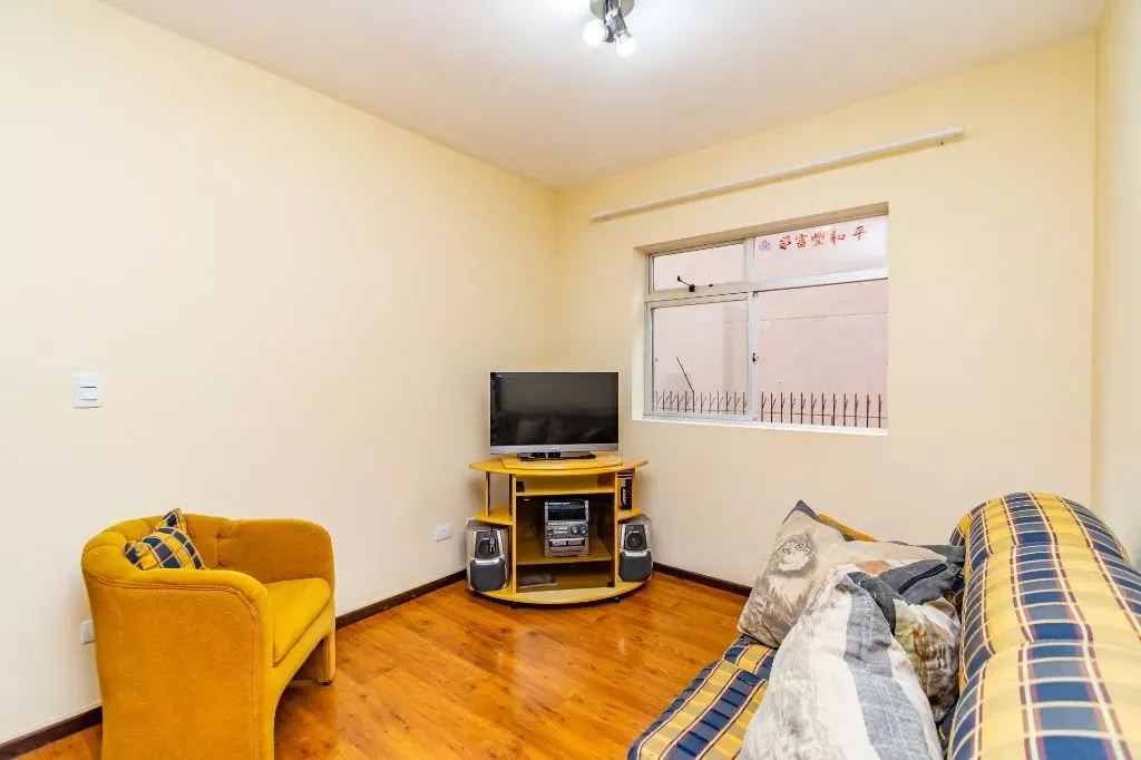 95 m² apartment with 2 bedrooms and 2 bathrooms — photo 4