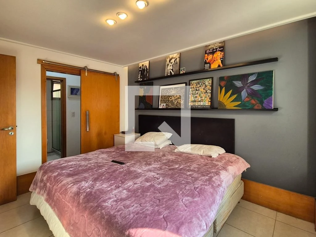 Furnished apartment with 5 en-suite bedrooms and terrace — photo 13