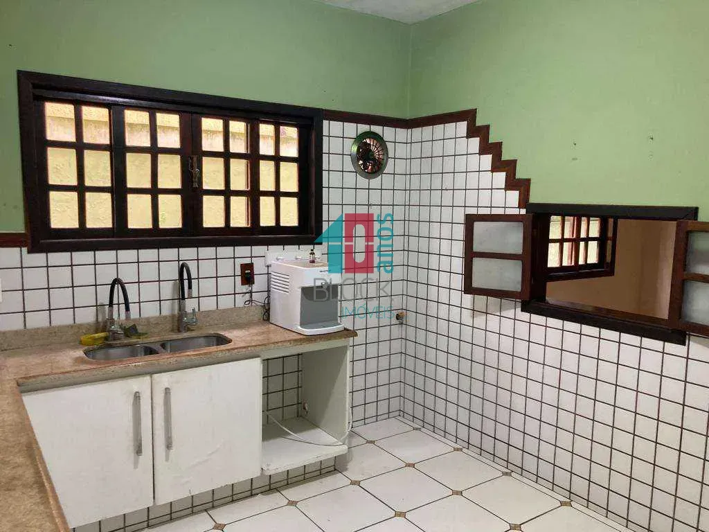 Casa de condomínio com 4 quartos e varanda com churrasqueira — photo 38