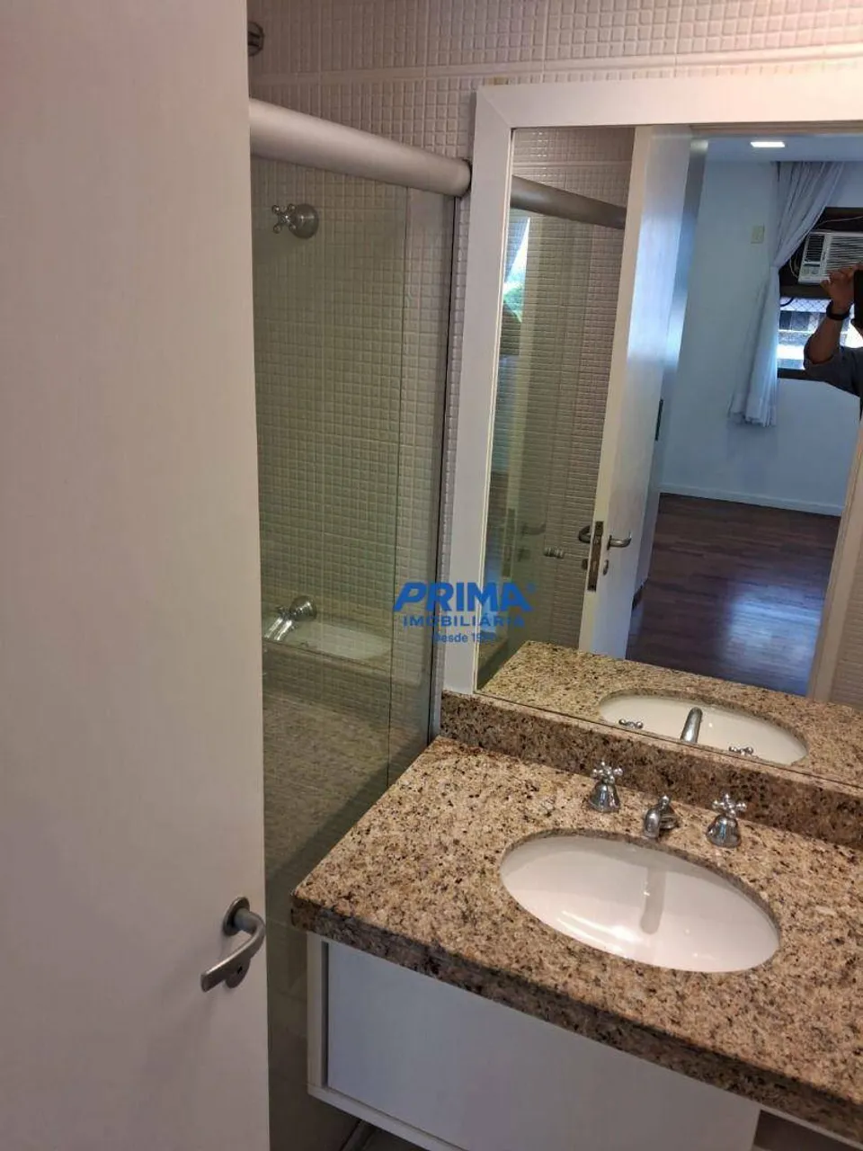 4-bedroom apartment with 4 bathrooms and 180 m² — photo 7