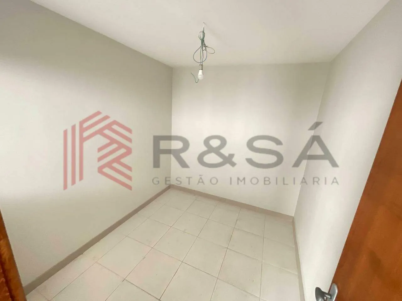 Rental house with 3 bedrooms and a separate kitchen — photo 40