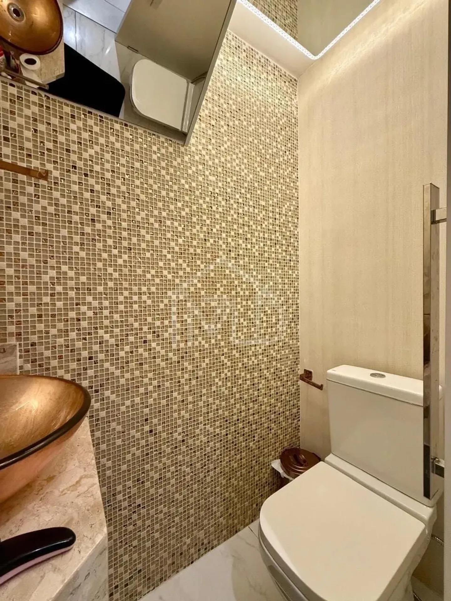 House with 3 suites, pool, 300 m² and 2 parking spots — photo 15