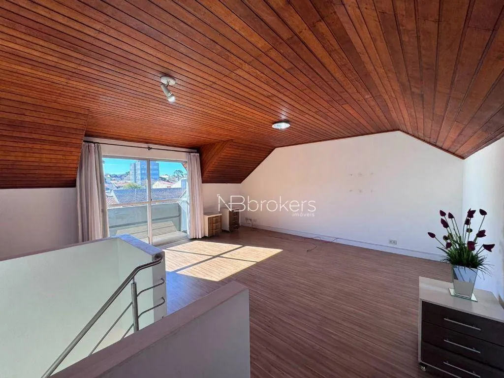 Furnished house, 180 m², with a bathtub — photo 19