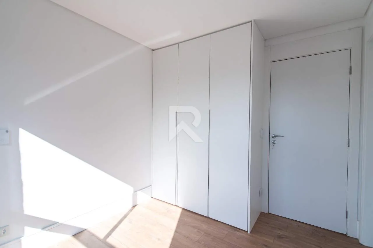 Apartamento amueblado de 2 dormitorios con balcón gourmet y 2 plazas — photo 20
