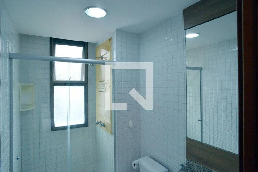 Glass-enclosed balcony in a 4-bedroom apartment, 233 m² — photo 41
