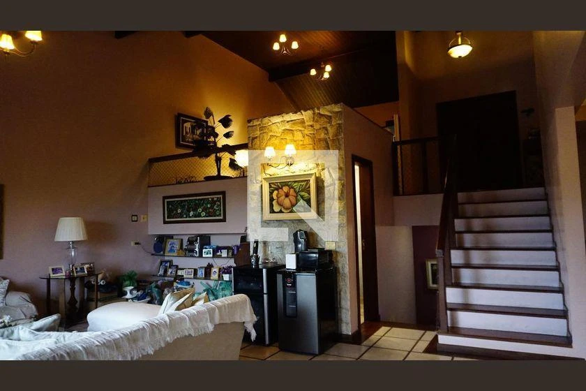Casa mobiliada com 4 quartos e 460 m² — photo 19