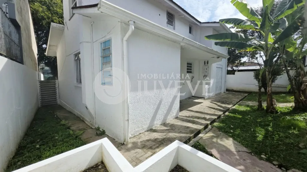 Unfurnished 125 m² house with 3 bedrooms — photo 21