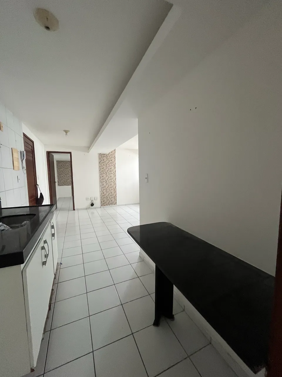 Apartment with open-plan kitchen and 2 bedrooms and 2 baths — photo 9