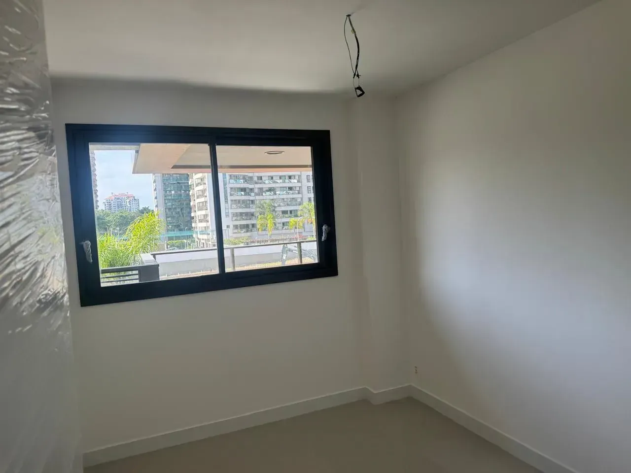 77 m² apartment with 2 bedrooms, 2 baths and a balcony — photo 12