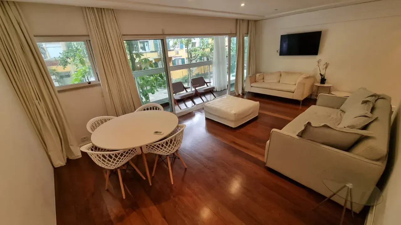 Rental apartment with 3 bedrooms and 170 m² — photo 18