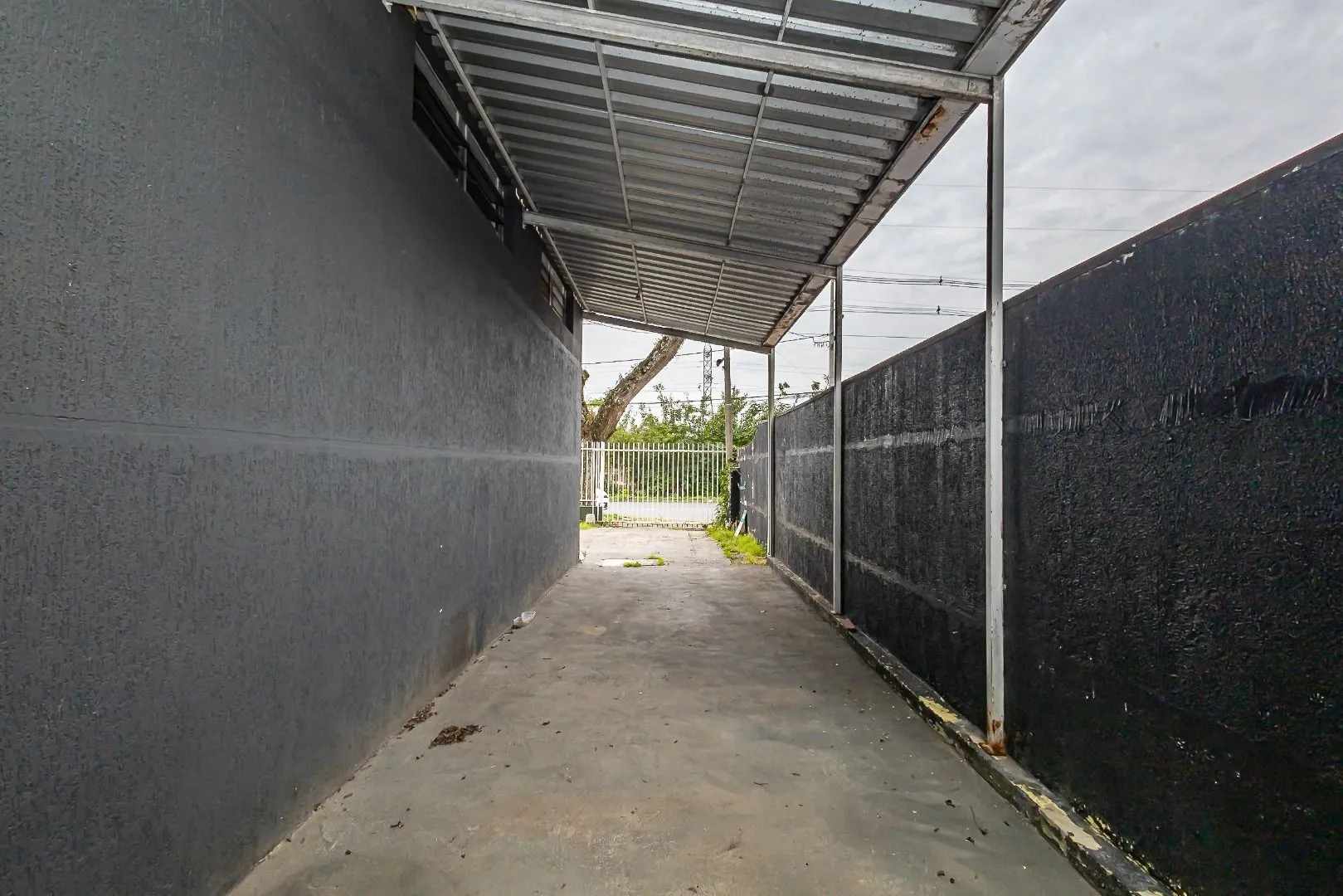 Casa com 2 dormitórios e 300 m² — photo 53