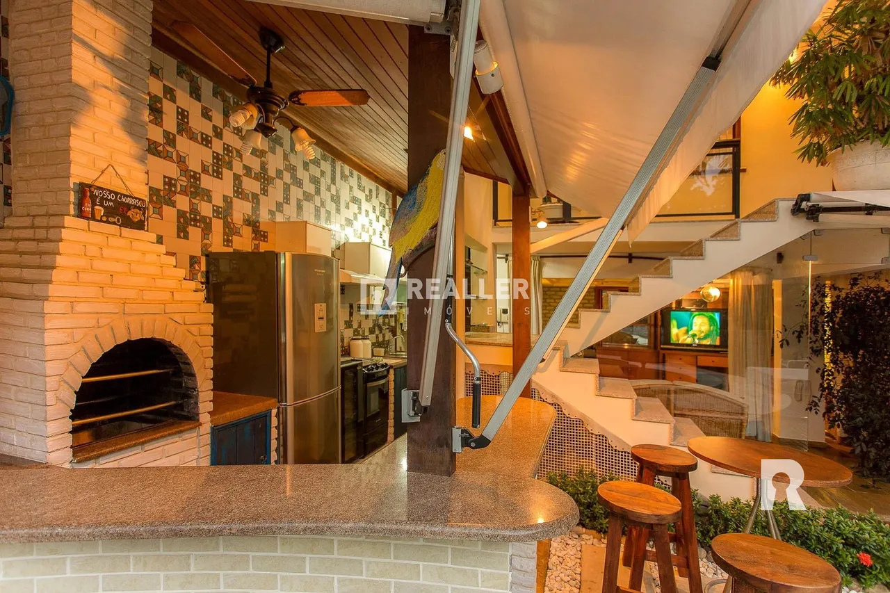 Casa amueblada con 5 dormitorios y piscina exterior — photo 2
