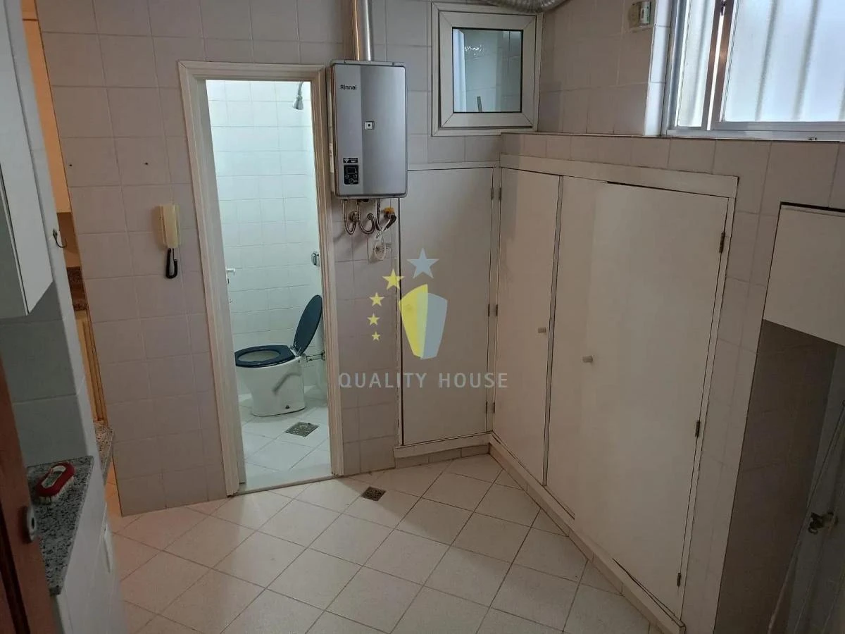 Unfurnished apartment with 3 bedrooms and 2 bathrooms — photo 23