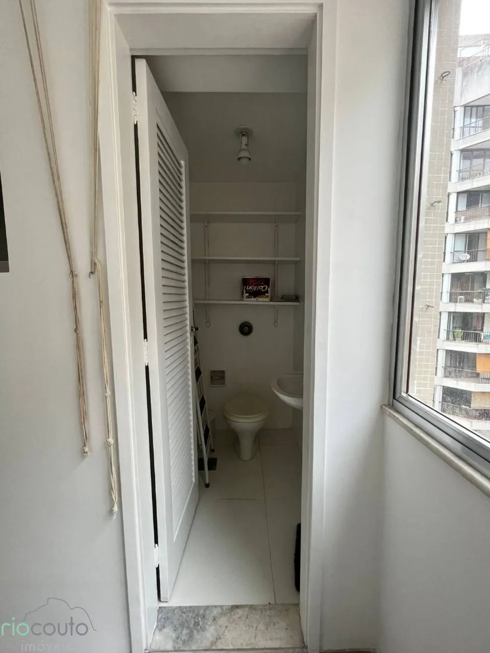 Apartamento com 1 dormitório e varanda com 2 banheiros — photo 19